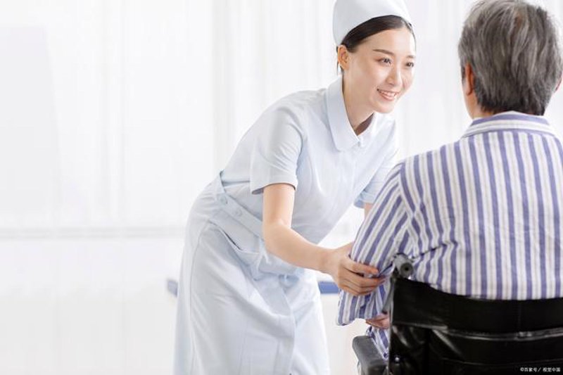 养老护理服务:托起夕阳红的温柔照护